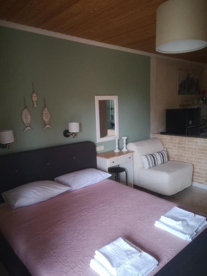 Achillion B&B Paralía Skotínis 外观 照片