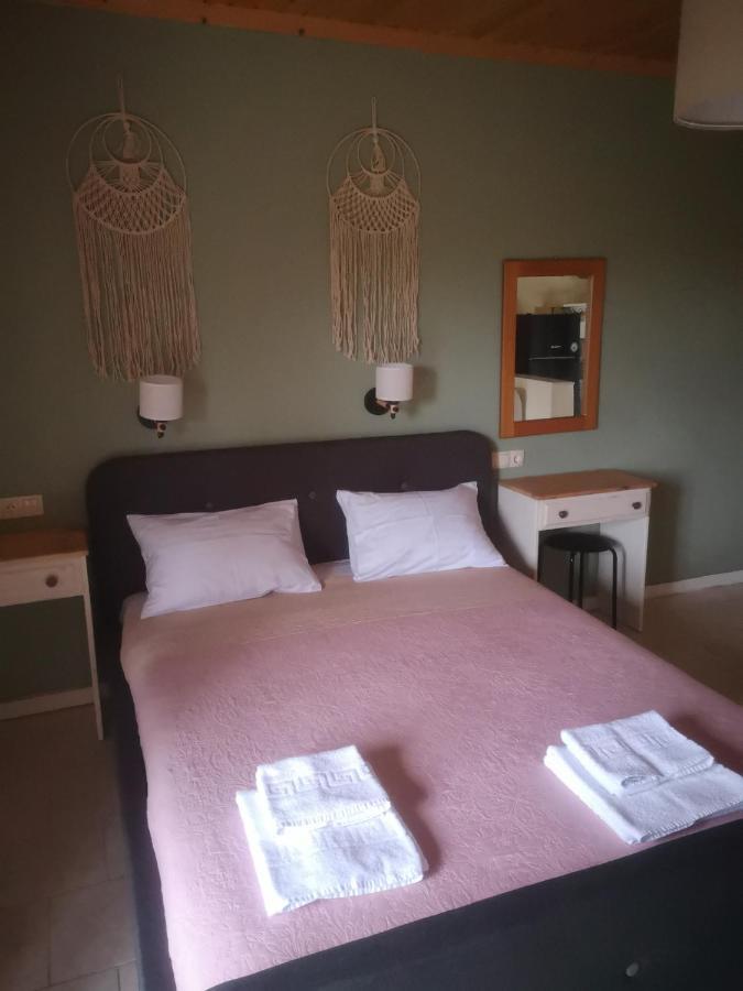 Achillion B&B Paralía Skotínis 外观 照片