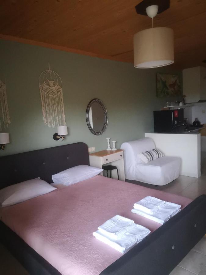 Achillion B&B Paralía Skotínis 外观 照片