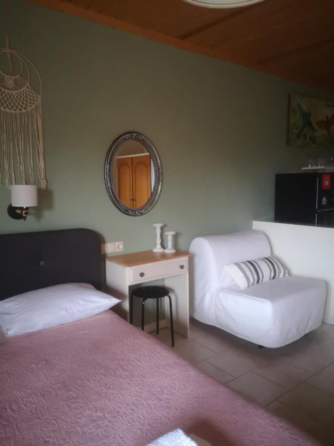 Achillion B&B Paralía Skotínis 外观 照片