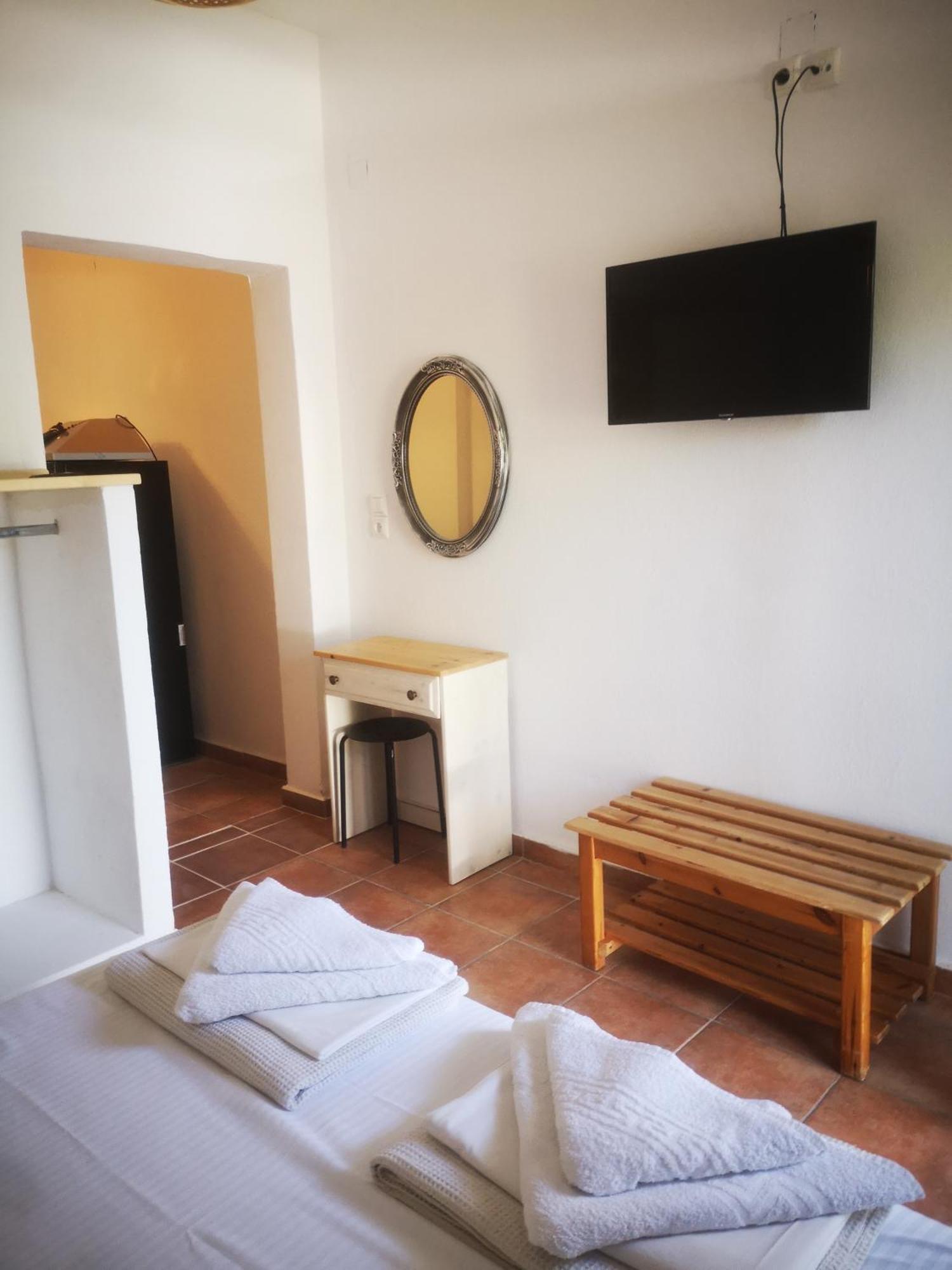 Achillion B&B Paralía Skotínis 外观 照片