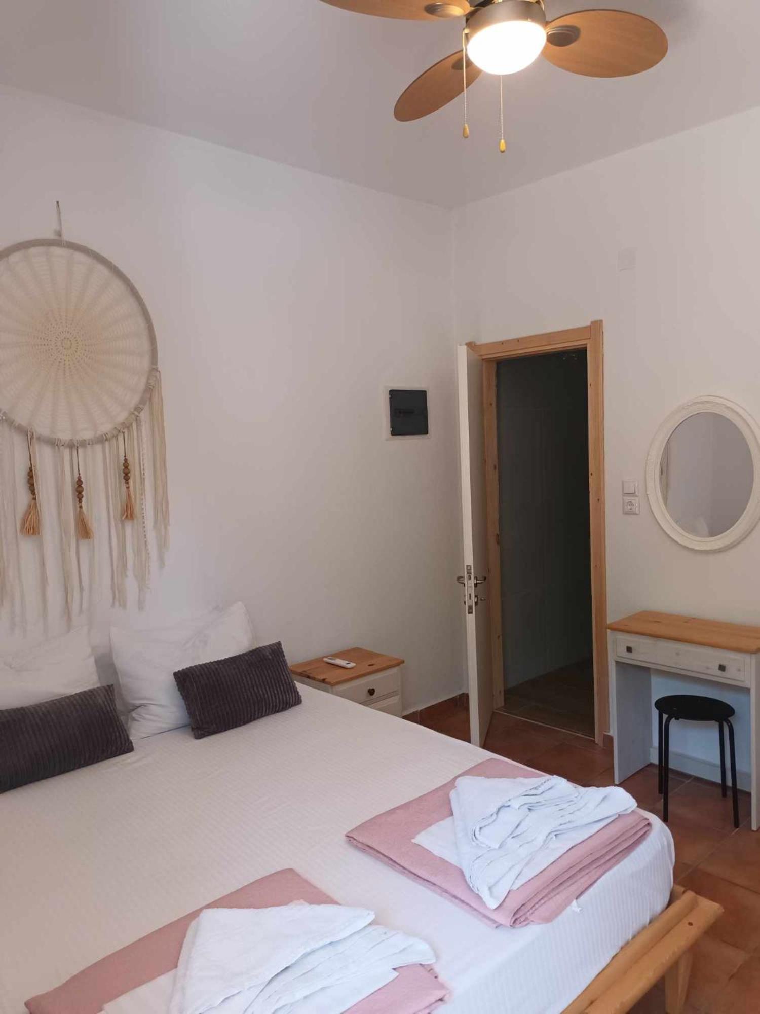 Achillion B&B Paralía Skotínis 外观 照片