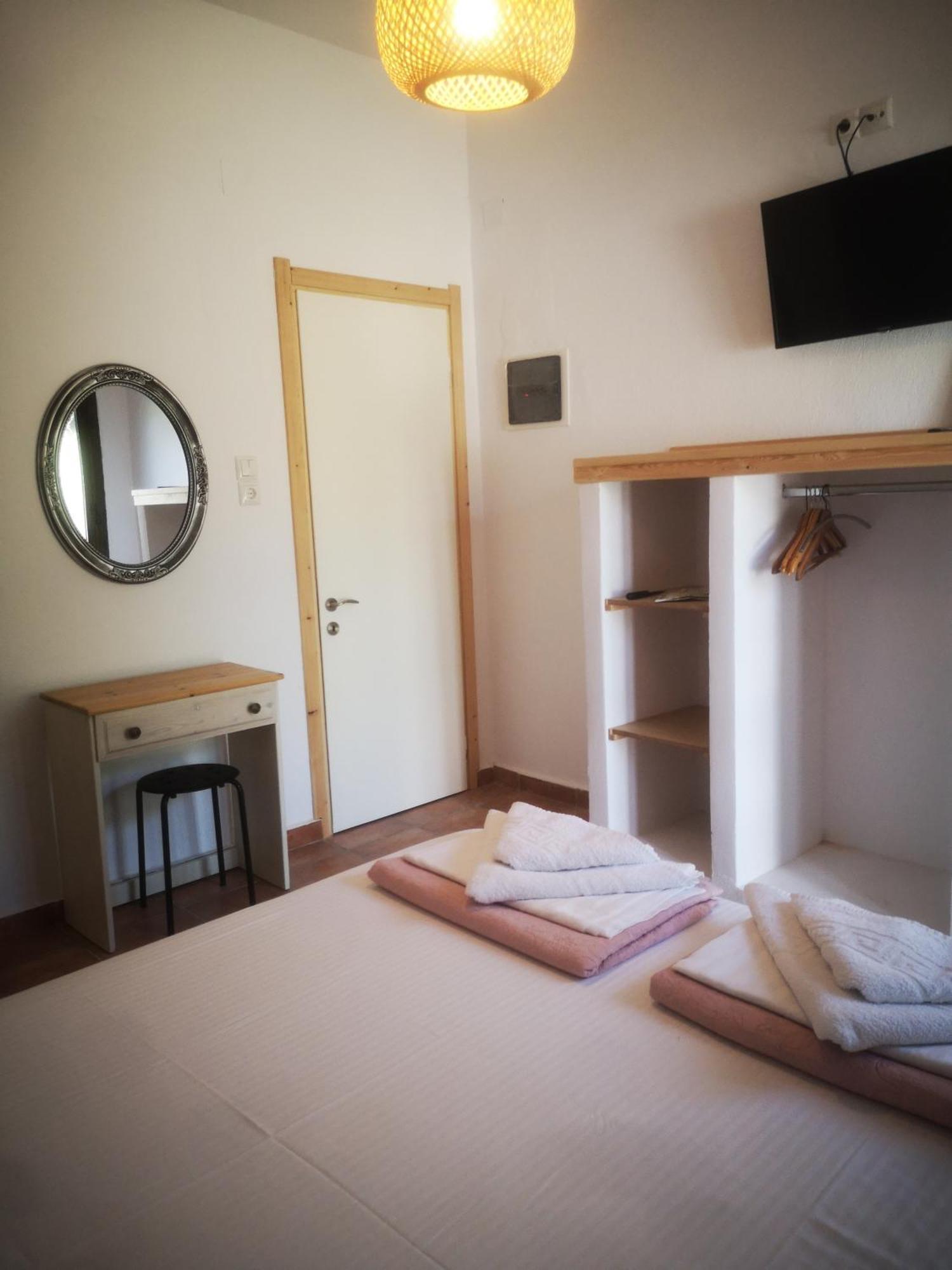 Achillion B&B Paralía Skotínis 外观 照片